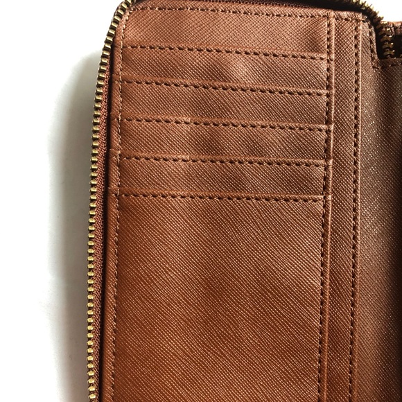 Fossil Brown Wallet/Wristlet - Picture 3 of 8